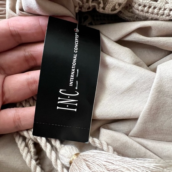 INC pompom eyelet top 100% cotton - Picture 4 of 8